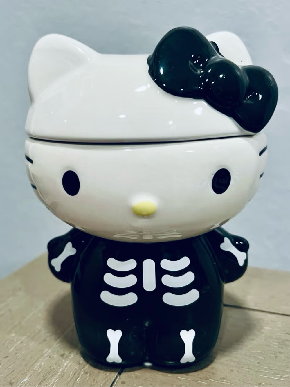 Hello Kitty skeleton Jar